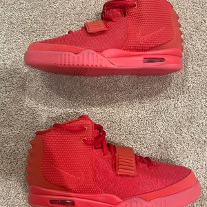Nike air yeezy 2 red October new no box size 11 UA